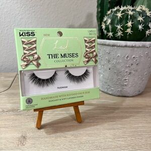 KISS The Muses Noblesse Faux Silk Lashes – Handmade Soft Layered False Eyelashes